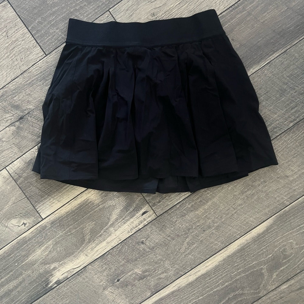 LULULEMON Sz 6 tennis skort